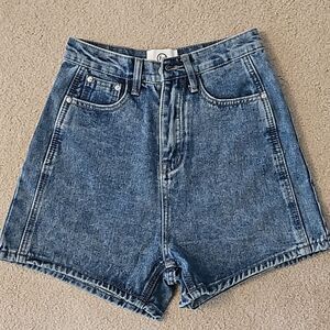 Boutique Fashion Elements High Waisted Denim Jeans Short S